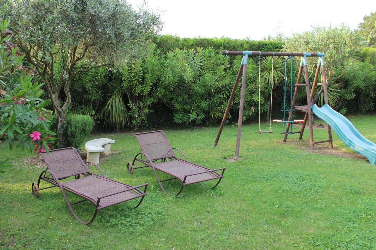 Gites Maisons De Vacances Domaine La Chamade Carpentras Bagian luar foto