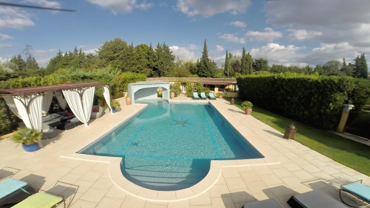 Gites Maisons De Vacances Domaine La Chamade Carpentras Bagian luar foto